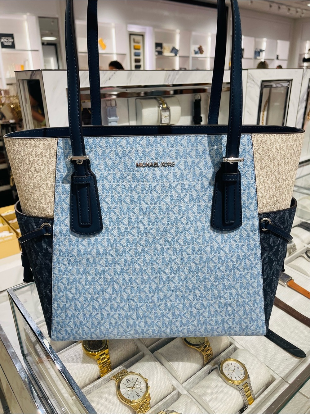 Michael Kors Voyager Large Color-Block Signature Logo Tote 
 Admiral Multi 
NWT